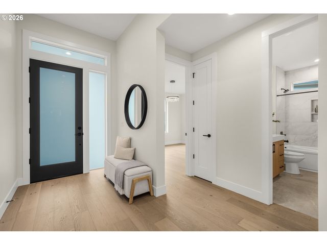 12313 Ne 66TH Ct, Vancouver, WA 98686