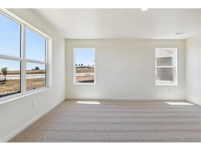 4820 Lynxes Way, Johnstown, CO 80534