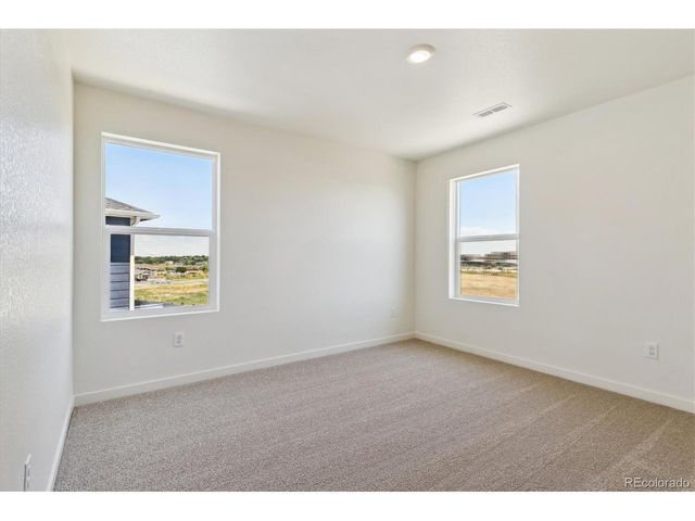 4820 Lynxes Way, Johnstown, CO 80534