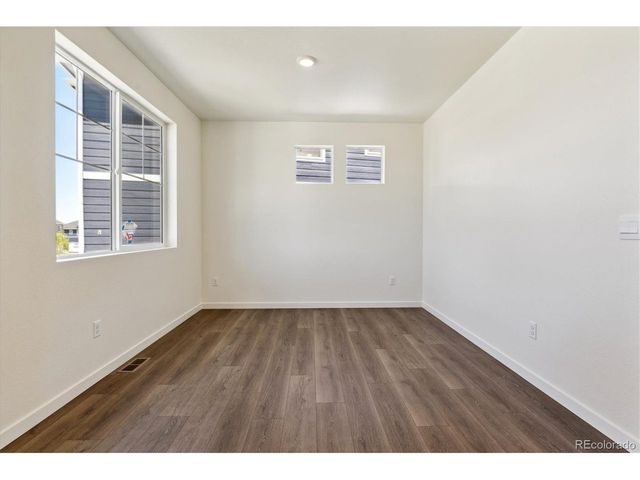 4820 Lynxes Way, Johnstown, CO 80534