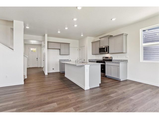 4820 Lynxes Way, Johnstown, CO 80534