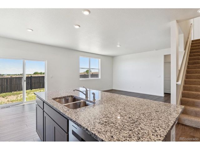 4820 Lynxes Way, Johnstown, CO 80534