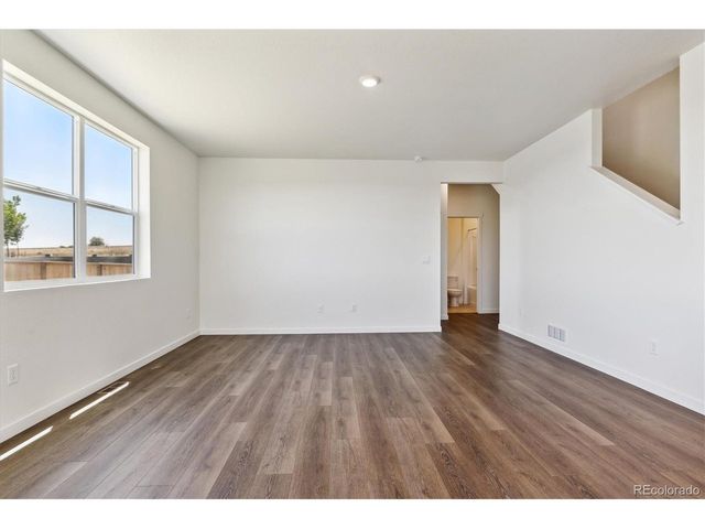 4820 Lynxes Way, Johnstown, CO 80534