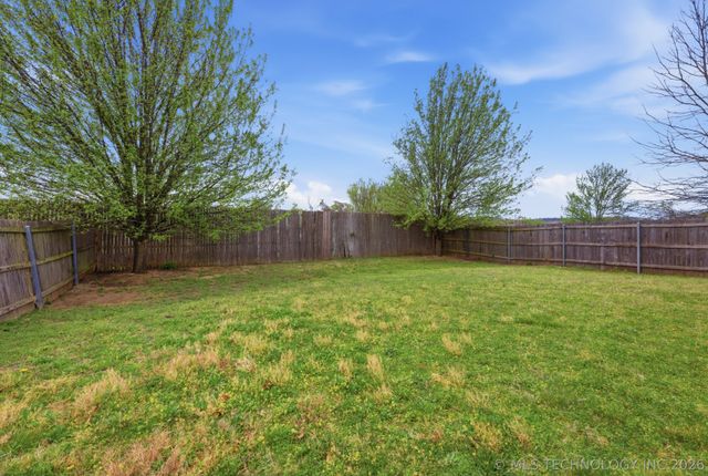 2013 E Concord Street, Broken Arrow, OK 74012