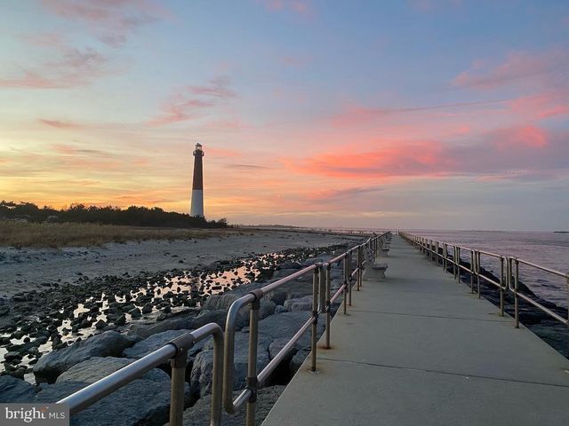 17 E 14TH ST, Barnegat Light, NJ 08006