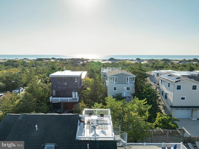 17 E 14TH ST, Barnegat Light, NJ 08006