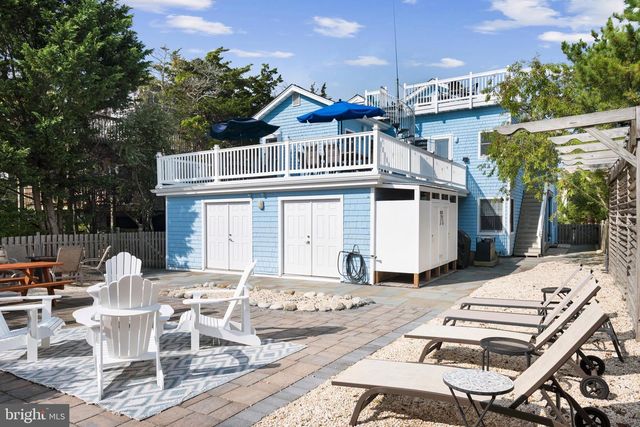 17 E 14TH ST, Barnegat Light, NJ 08006