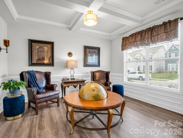 255 Fox Cove Road, Hendersonville, NC 28792