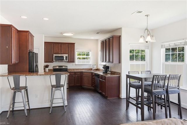 1545 Drumheller DR, Virginia Beach, VA 23464