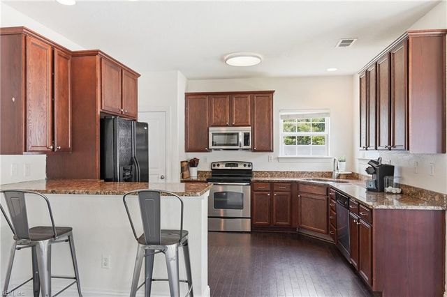 1545 Drumheller DR, Virginia Beach, VA 23464