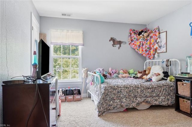 1545 Drumheller DR, Virginia Beach, VA 23464
