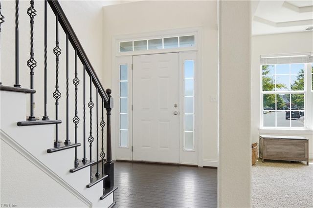 1545 Drumheller DR, Virginia Beach, VA 23464