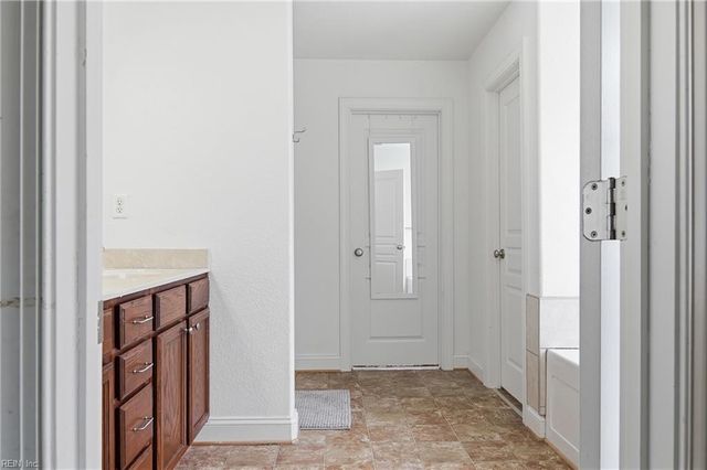 1545 Drumheller DR, Virginia Beach, VA 23464