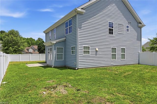 1545 Drumheller DR, Virginia Beach, VA 23464