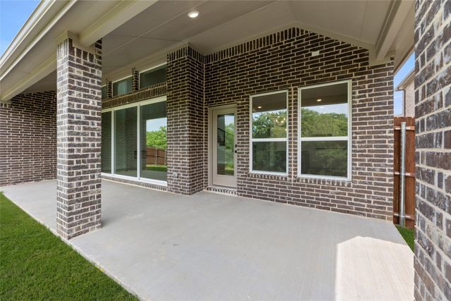 1328 Cash Street, Burleson, TX 76028