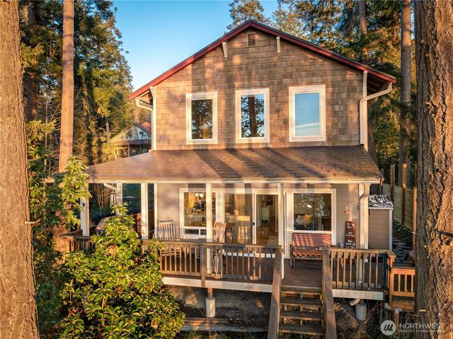 18184 Capet Zalsiluce Road, La Conner, WA 98257