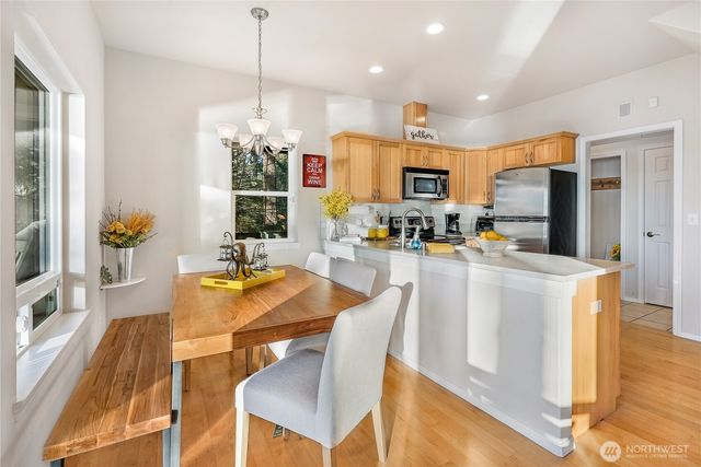 18184 Capet Zalsiluce Road, La Conner, WA 98257