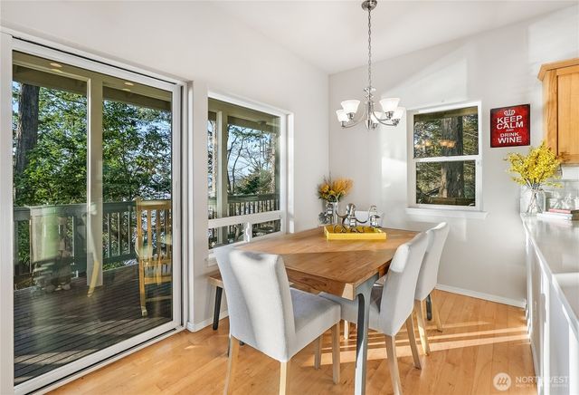 18184 Capet Zalsiluce Road, La Conner, WA 98257