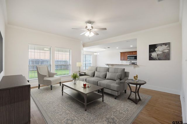 815 E Grande R-103, Tyler, TX 75703