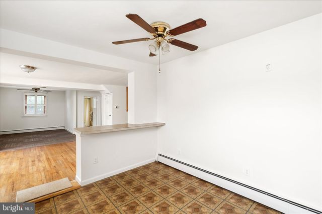 78 LAKE DR, Beverly, NJ 08010