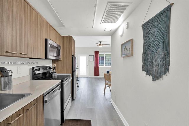 740 Meridian Ave 25, Miami Beach, FL 33139