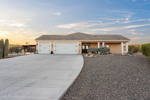 4045 BLACK MOUNTAIN Road, Wickenburg, AZ 85390