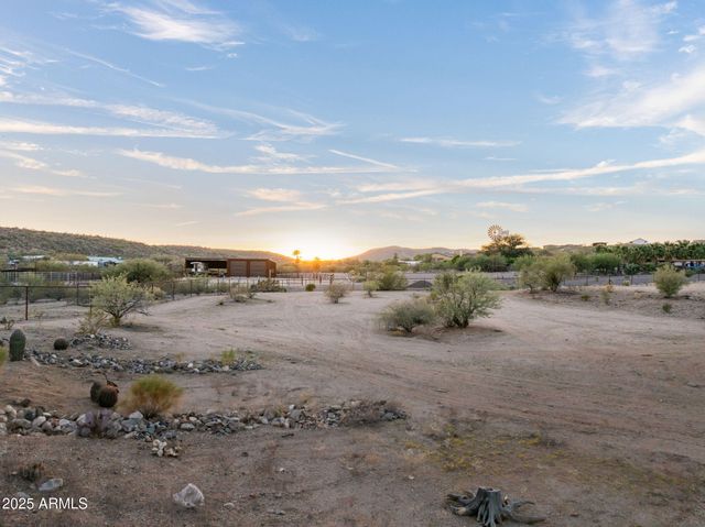 4045 BLACK MOUNTAIN Road, Wickenburg, AZ 85390