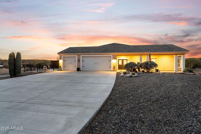 4045 BLACK MOUNTAIN Road, Wickenburg, AZ 85390