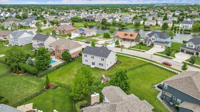 21350 Somerset Street, Shorewood, IL 60404