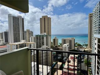 2440 Kuhio Avenue 2105, Honolulu, HI 96815