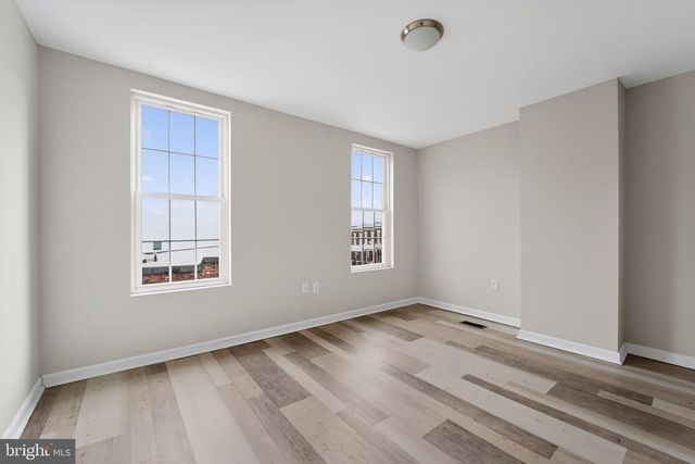 2922 LIMOND PL, Baltimore, MD 21218