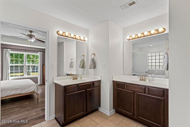 212 Marsh Haven Drive, Sneads Ferry, NC 28460