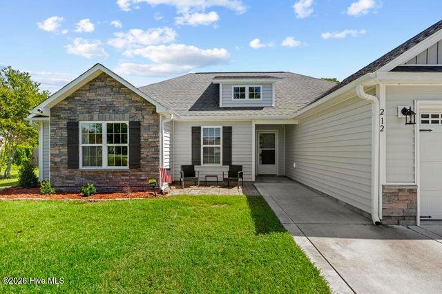 212 Marsh Haven Drive, Sneads Ferry, NC 28460