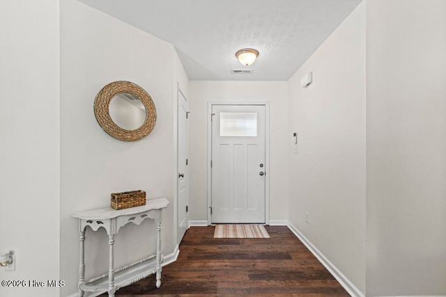 212 Marsh Haven Drive, Sneads Ferry, NC 28460
