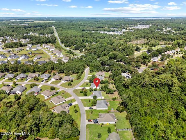 212 Marsh Haven Drive, Sneads Ferry, NC 28460