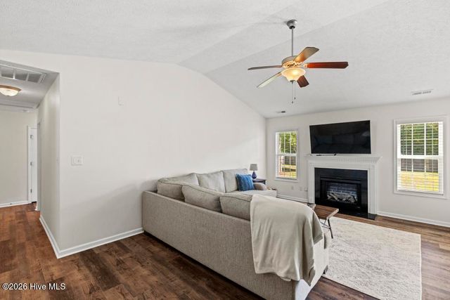 212 Marsh Haven Drive, Sneads Ferry, NC 28460
