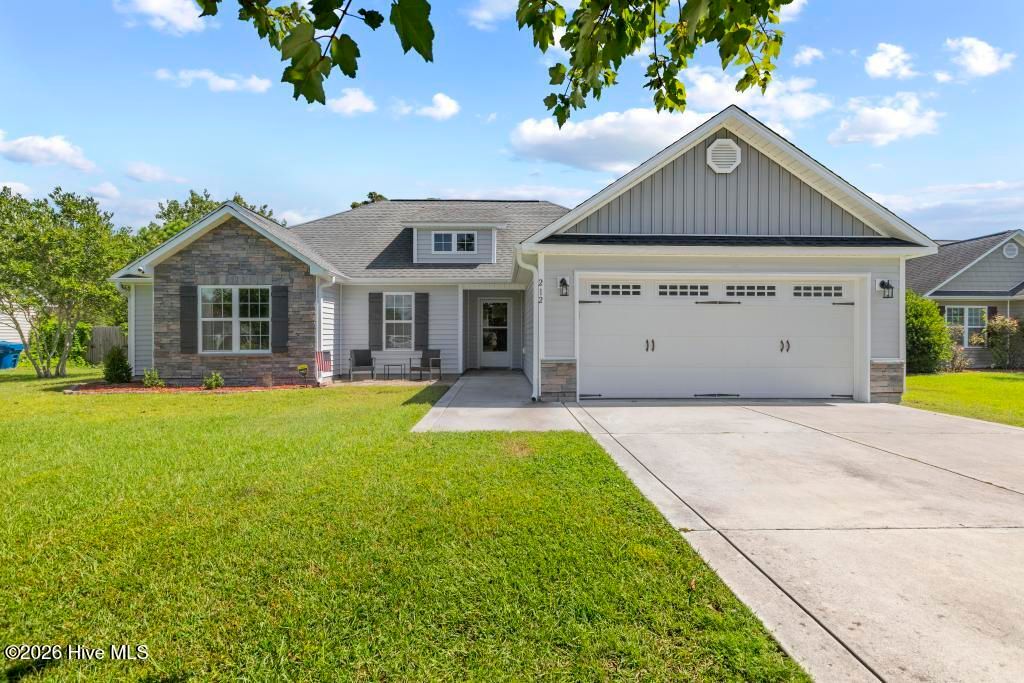 212 Marsh Haven Drive, Sneads Ferry, NC 28460