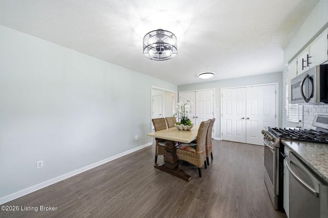 328 Kennedy Dr, Mt Washington, KY 40047