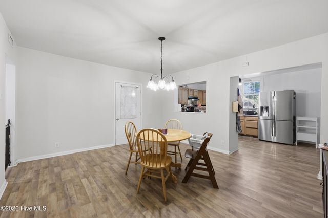 210 N Dyer Street, Elizabeth City, NC 27909