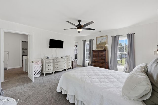 210 N Dyer Street, Elizabeth City, NC 27909