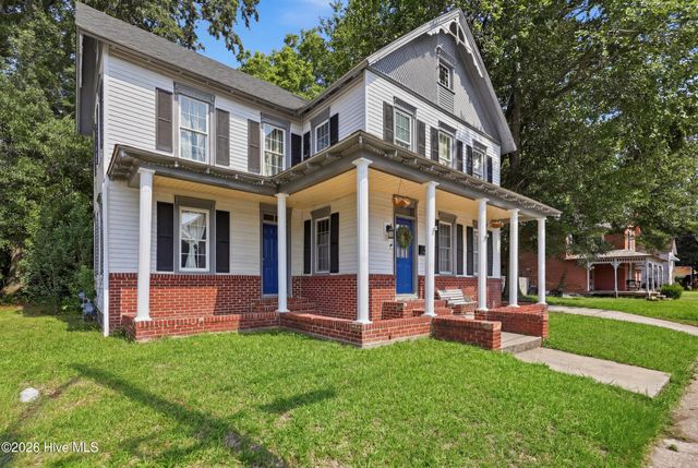 210 N Dyer Street, Elizabeth City, NC 27909