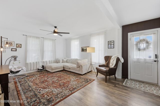 210 N Dyer Street, Elizabeth City, NC 27909