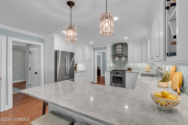 9 Neville Drive, Lincroft, NJ 07738