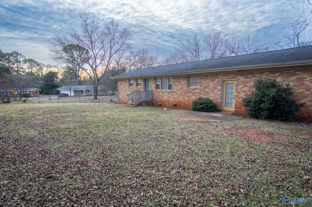3104 Cumbress Circle NW, Huntsville, AL 35810