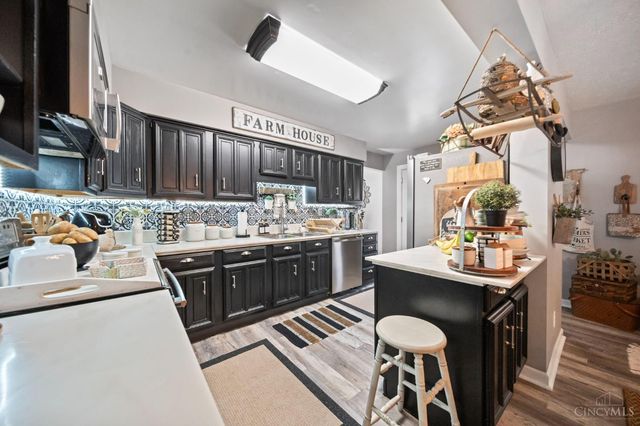 40 N Second Street, Frankfort, OH 45628