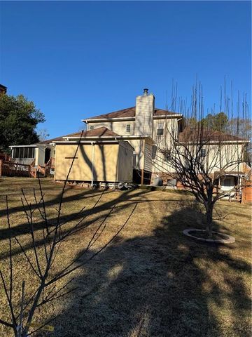 3340 Newburn SW Street, Lilburn, GA 30047