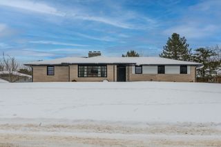 906 Wilshire Boulevard, Kalamazoo City, MI 49008