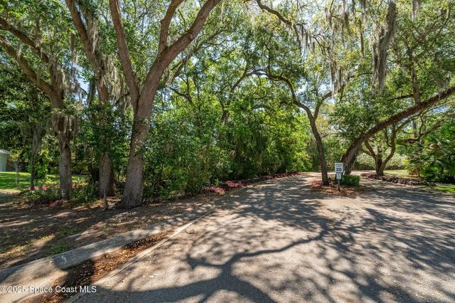 2790 La Cita Lane, Titusville, FL 32780