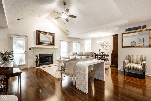 1733 Cloister Drive, Indianapolis, IN 46260