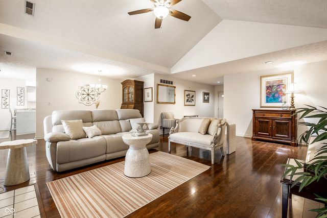 1733 Cloister Drive, Indianapolis, IN 46260